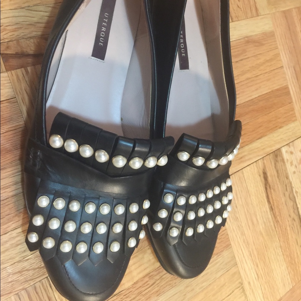 Uterque pearl shoes